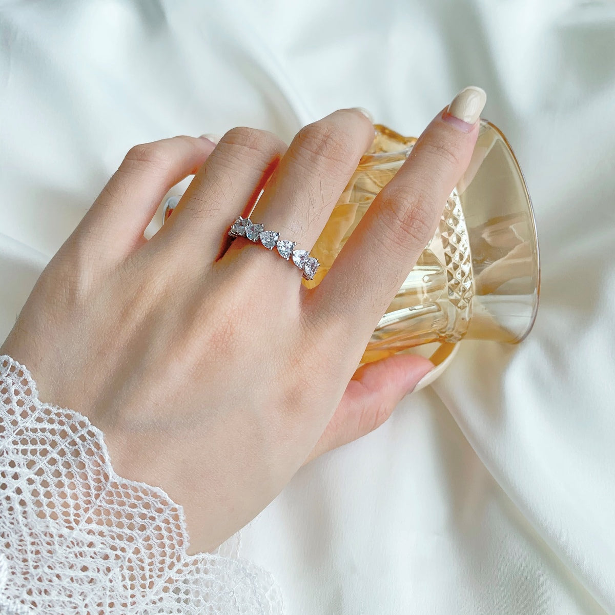 [Lumi Jewels]0.25 Carat Radiant Romance Heart Cut Lover Ring