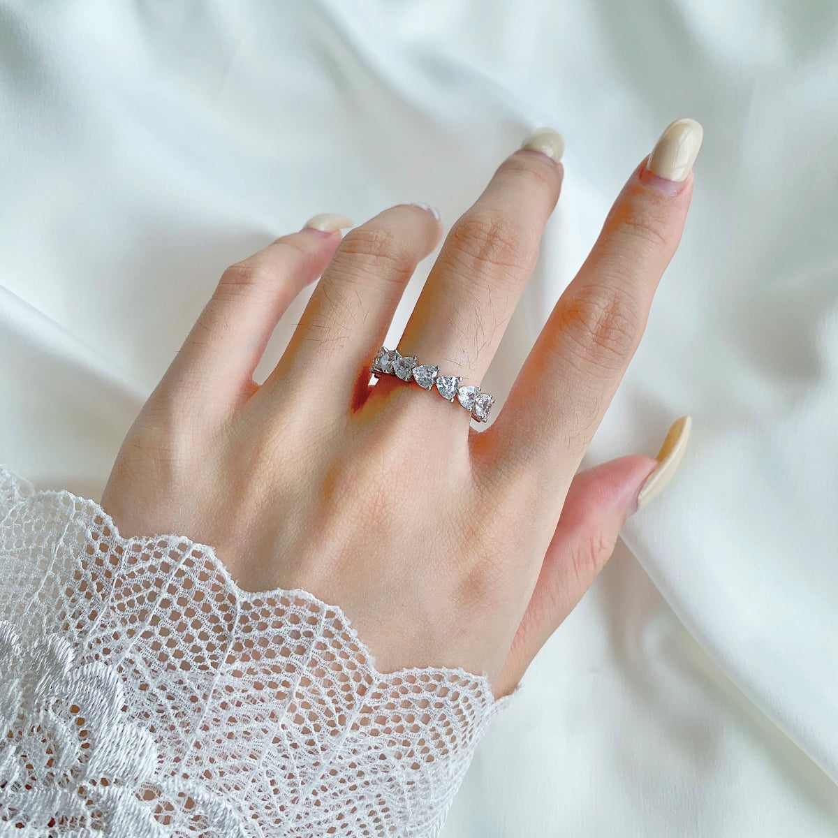 [Lumi Jewels]0.25 Carat Radiant Romance Heart Cut Lover Ring