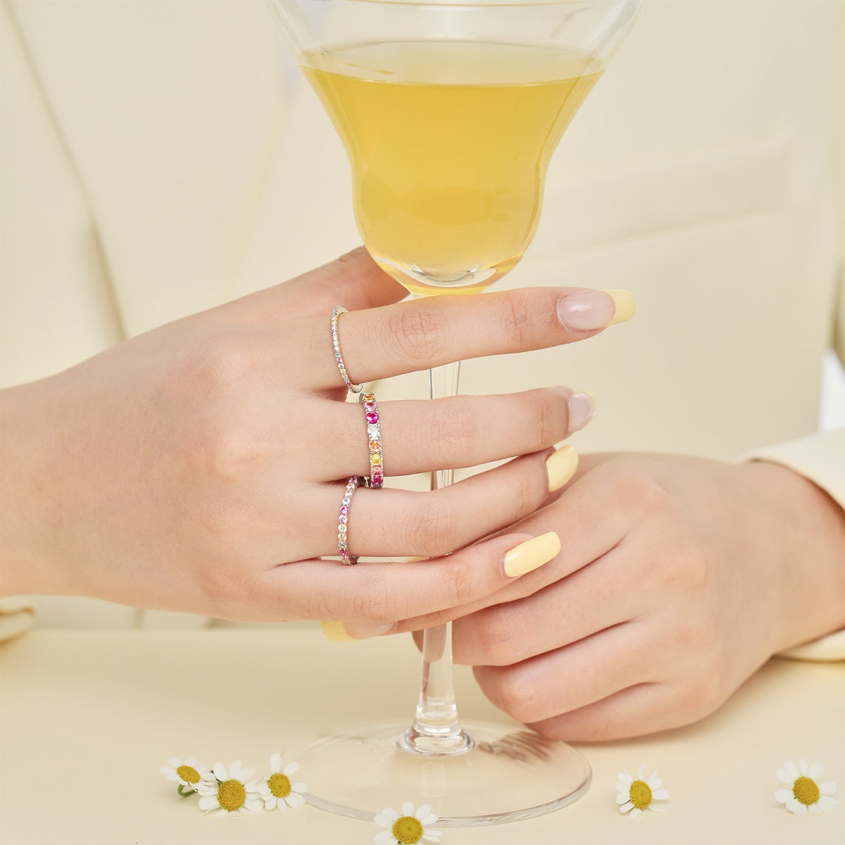 [Lumi Jewels]Dazzling Lustrous Round Cut Tennis Ring