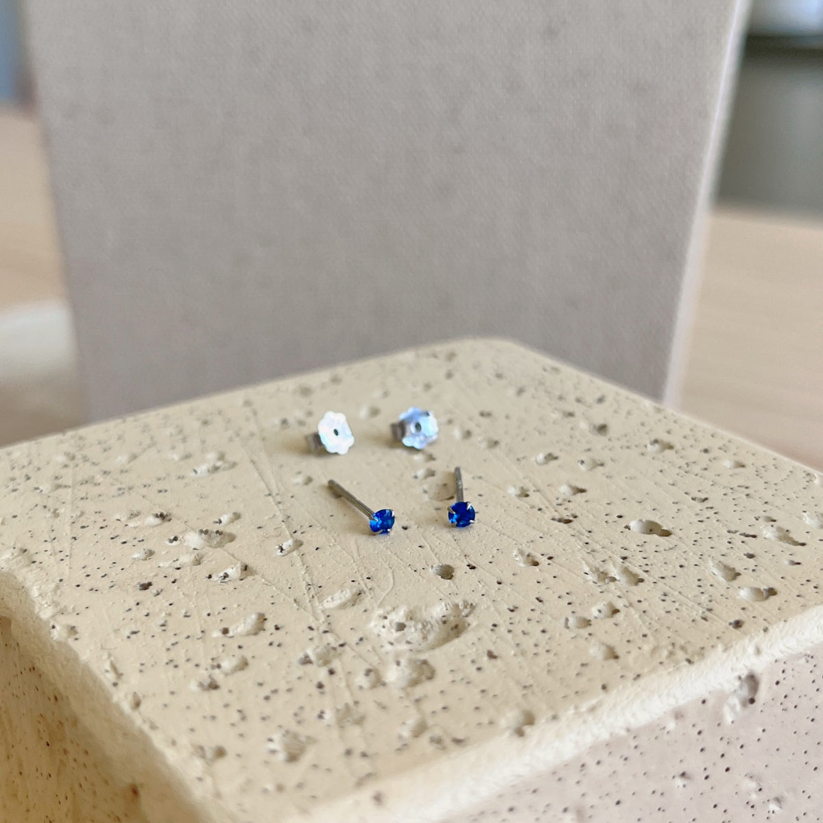 [Lumi Jewels]Delicate Solitaire Earrings