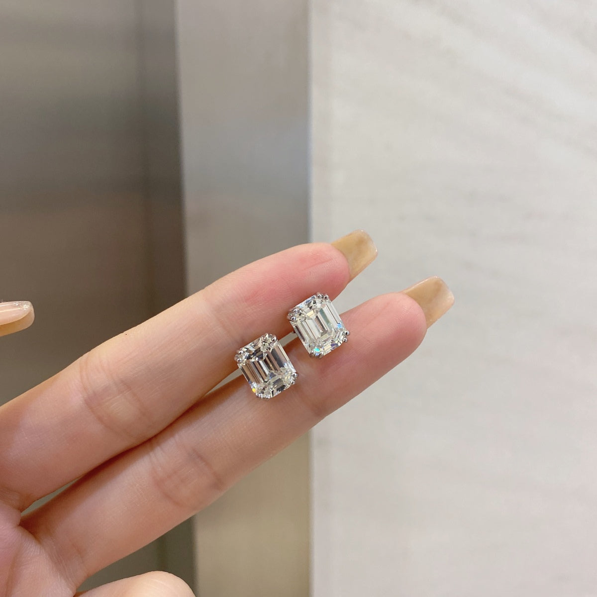 [Lumi Jewels]Dazzling Square Shape Earrings