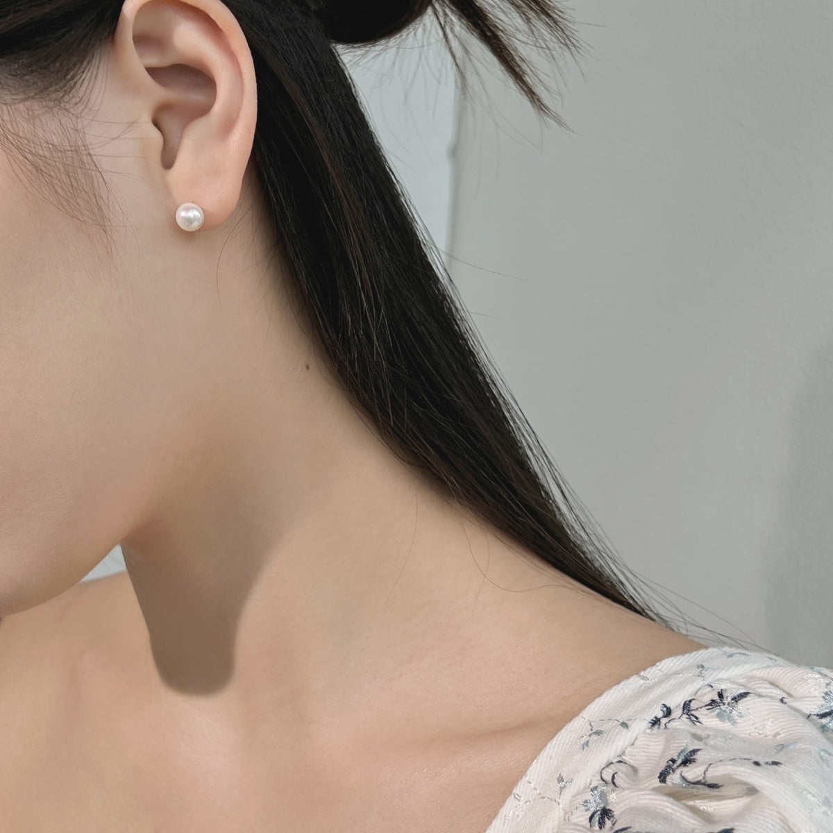 [Lumi Jewels]Delicate Pearl Earrings