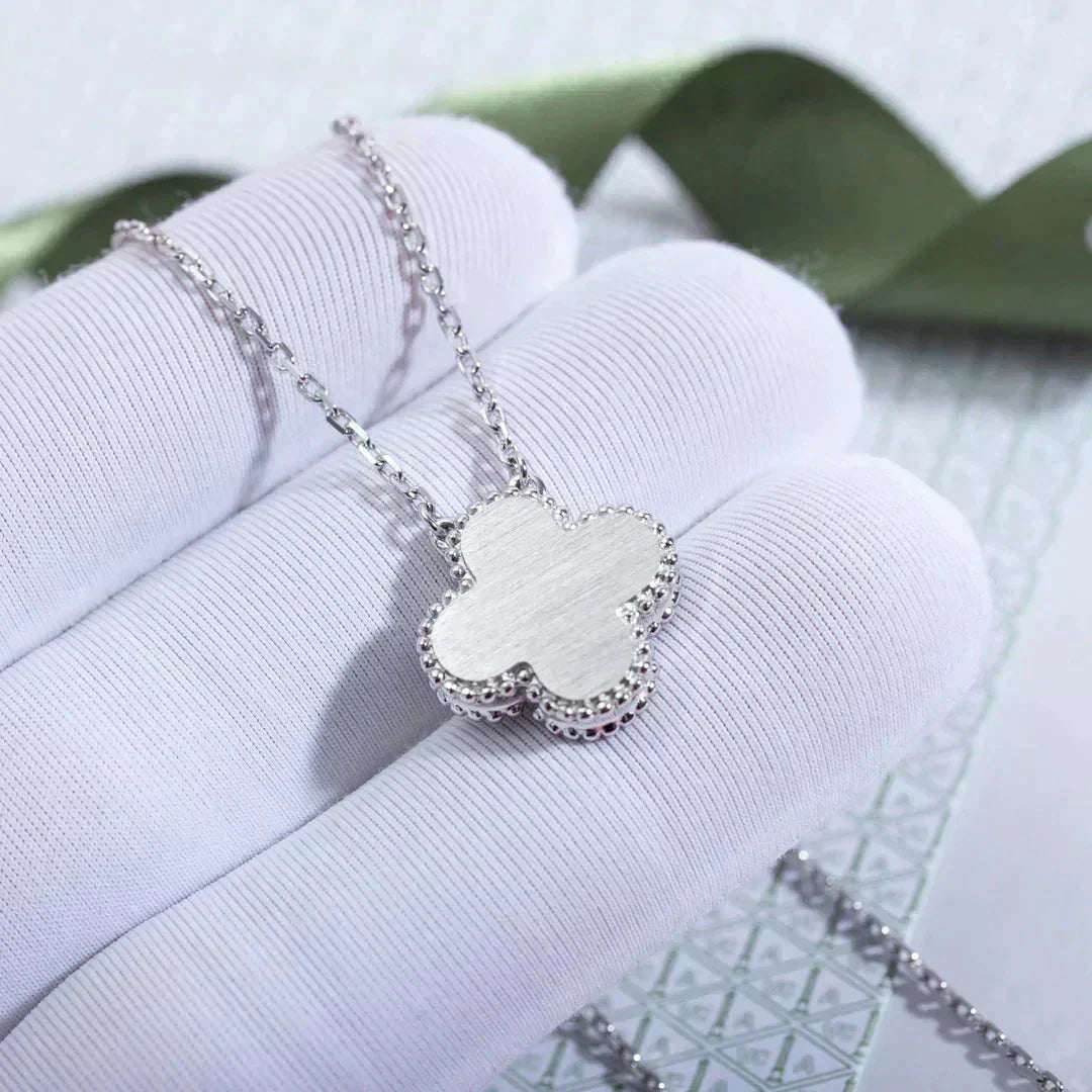 [Lumi Jewels]CLOVER  15MM DIAMOND LASER NECKLACE SILVER