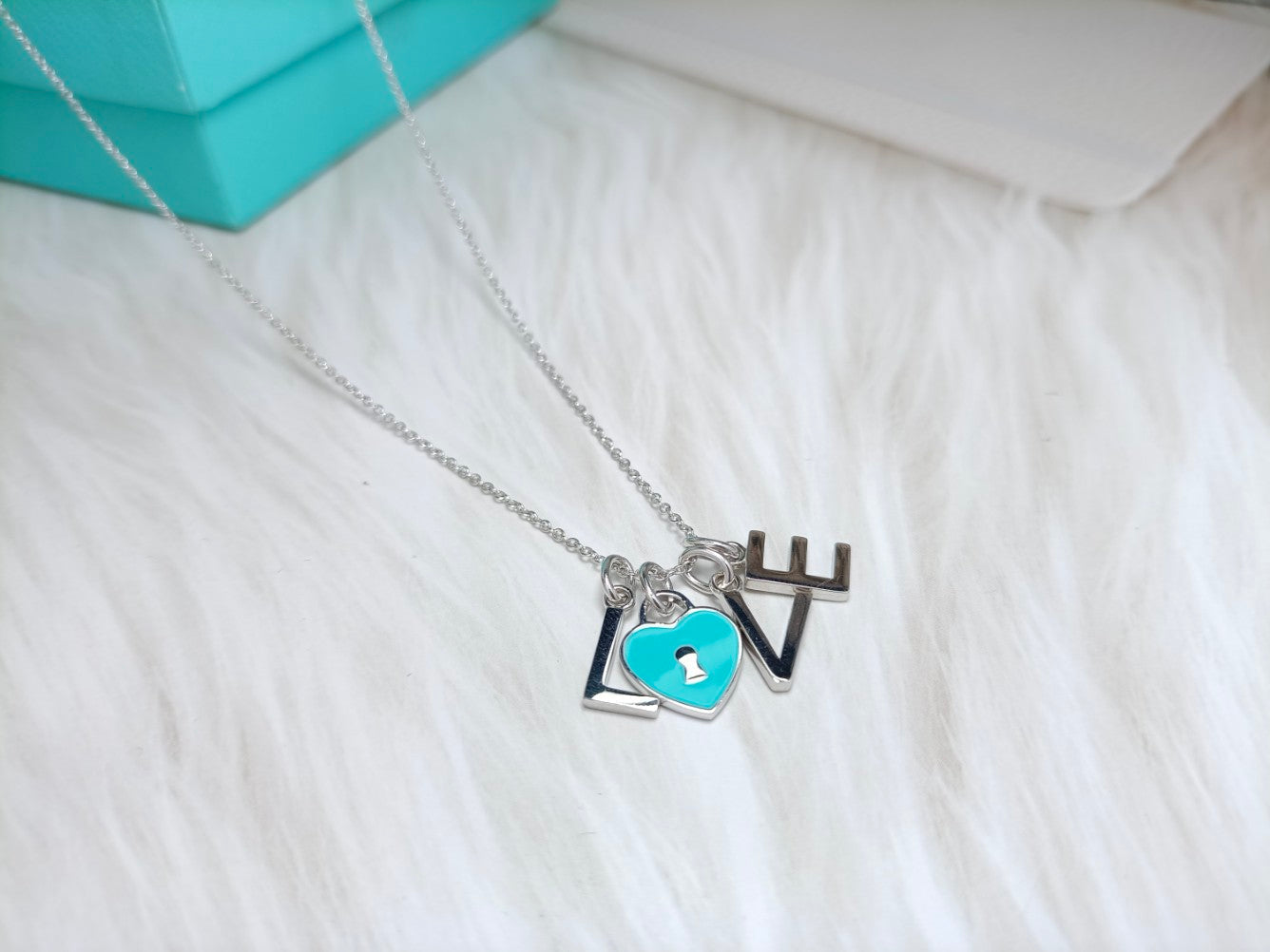 [Lumi Jewelry]LOVE TEXT PEDANT NECKLACE