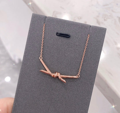 [Lumi Jewelry]KNOT NECKLACE DIAMONDS