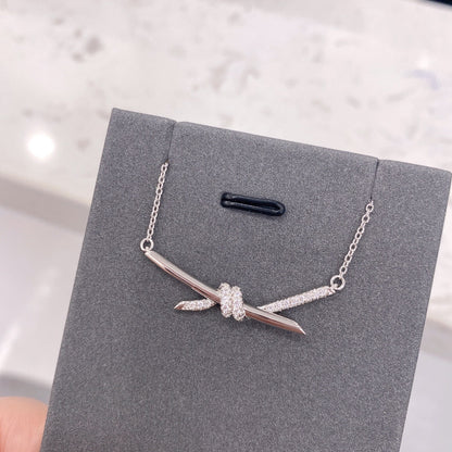[Lumi Jewelry]KNOT NECKLACE DIAMONDS
