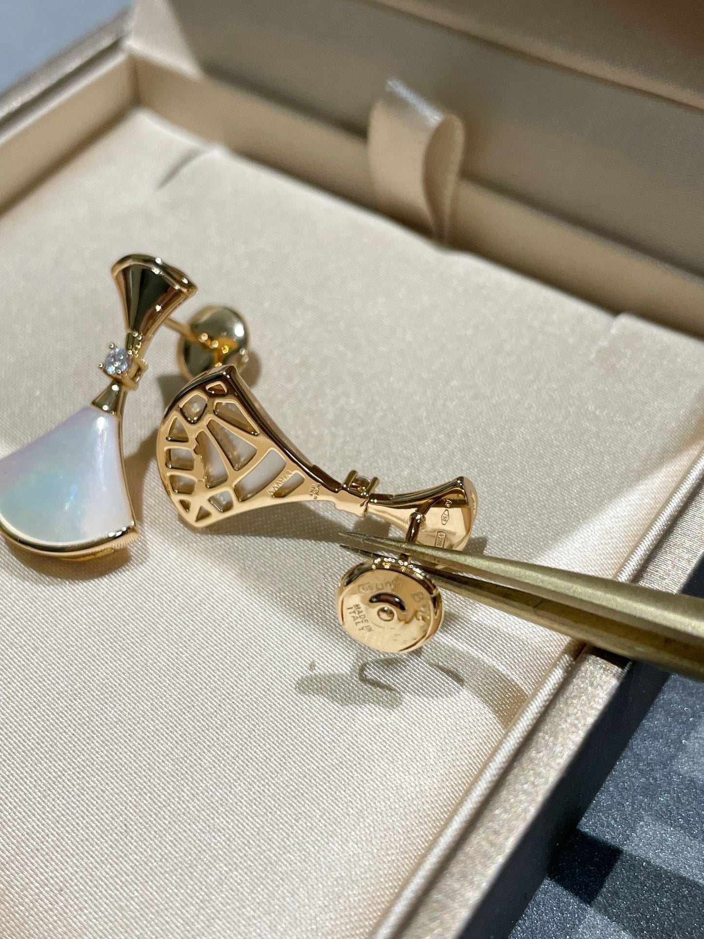 [Lumi Jewels]DREAM MOP 1 DIAMOND EARRINGS