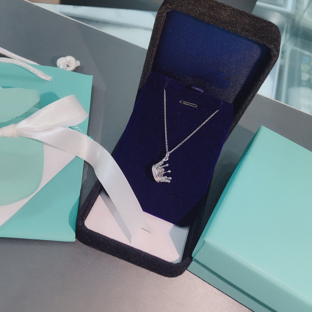 [Lumi Jewelry]CROWN PEDANT NECKLACE