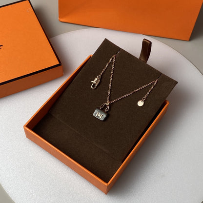 [Lumi Jewels]CONSTANCE BLACK PEDANT PINK GOLD NECKLACE