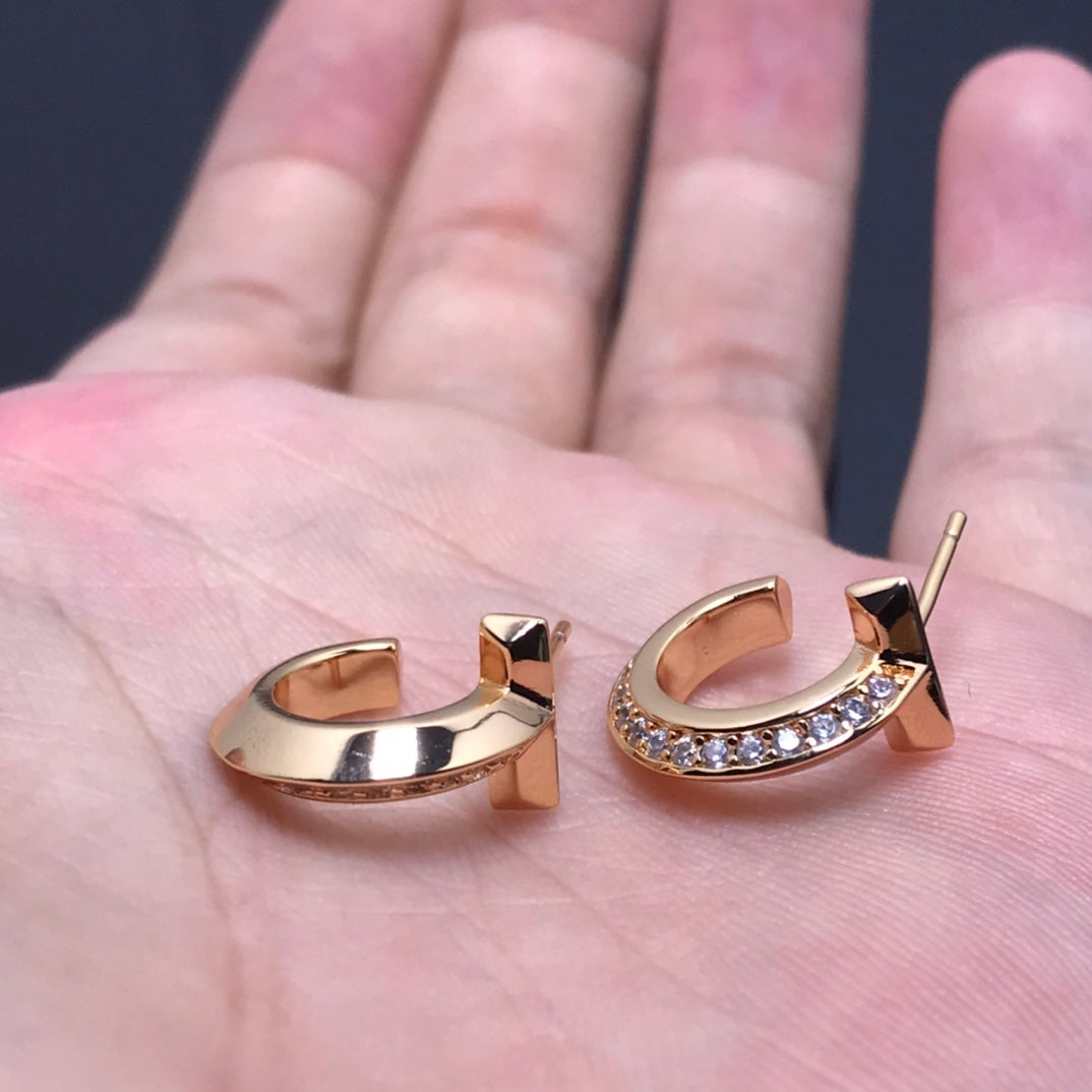 [Lumi Jewelry]T HOOP DIAMOND EARRINGS