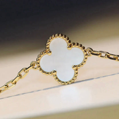 [Lumi Jewels]CLOVER 20 MOTIFS WHITE MOP NECKLACE