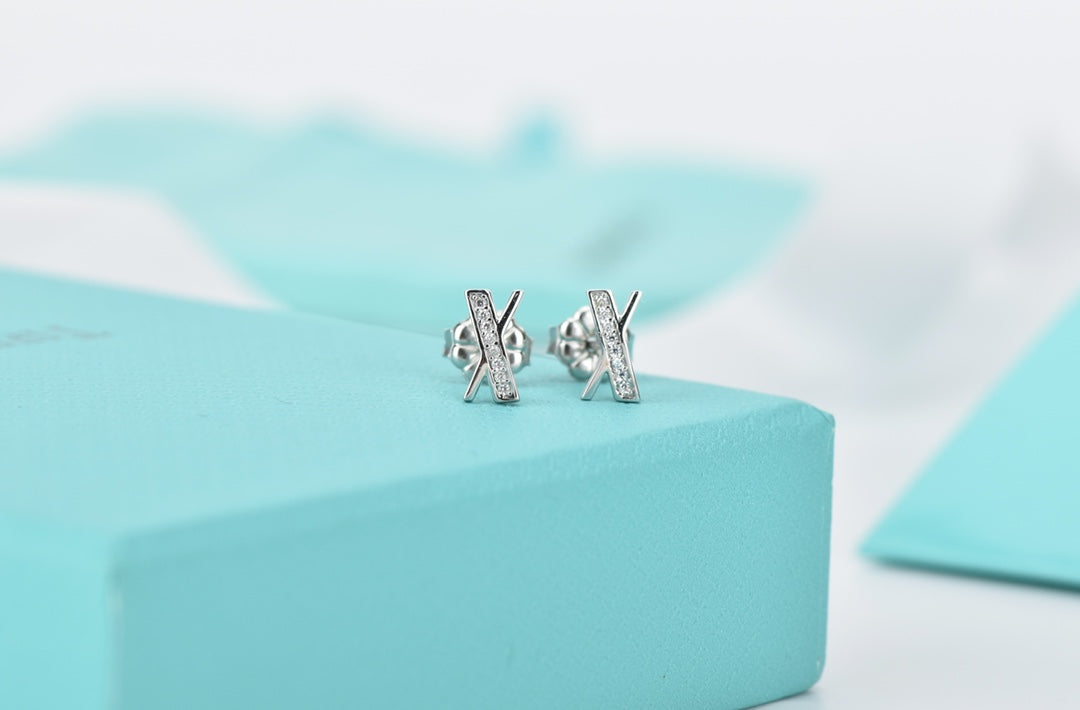 [Lumi Jewelry]ATLAS DIAMOND STUD EARRINGS