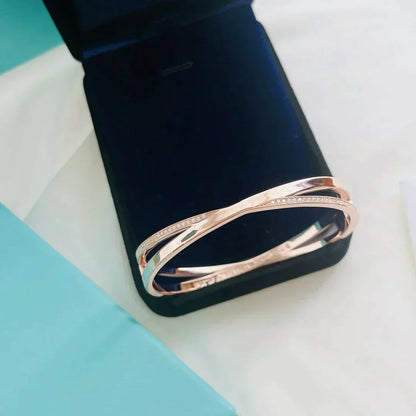 [Lumi Jewelry]NARROW HINGED BANGLEIN WITH DIAMONDS SMALL