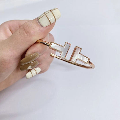 [Lumi Jewelry]T WIDE MOP OPEN BRACELET