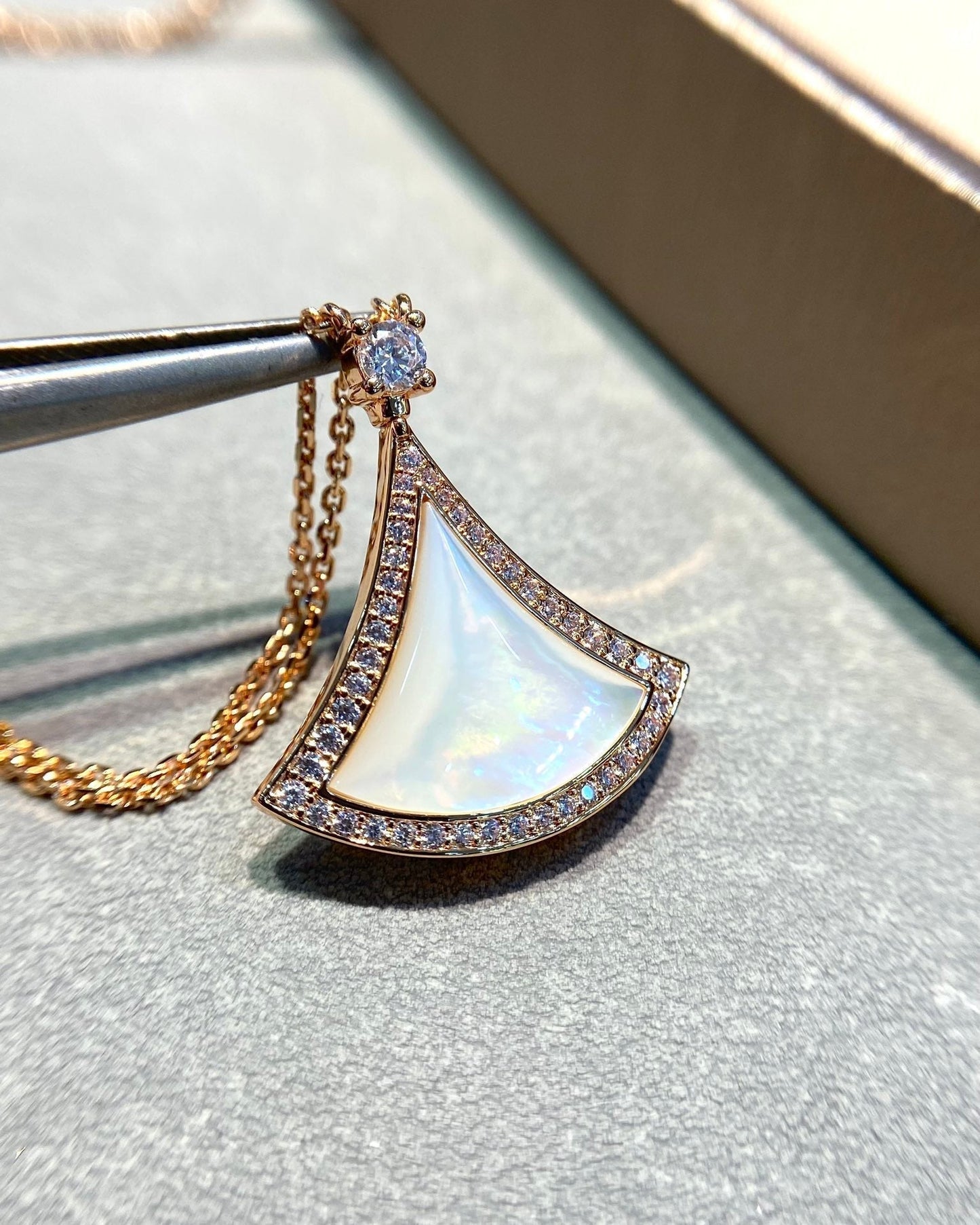 [Lumi Jewels]DREAM MOP DIAMOND PAVED PINK GOLD NECKLACE