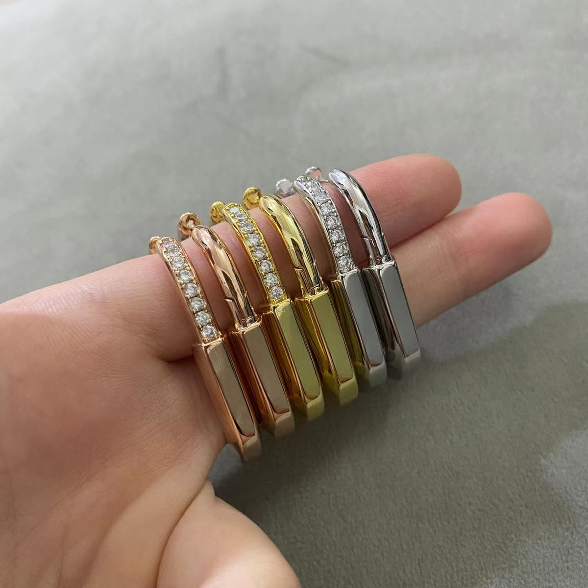 [Lumi Jewelry]LOCK MEDIUM DIAMNOND EARRINGS