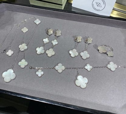 [Lumi Jewels]CLOVER 5 MOTIF WHITE MOP SILVER BRACELET