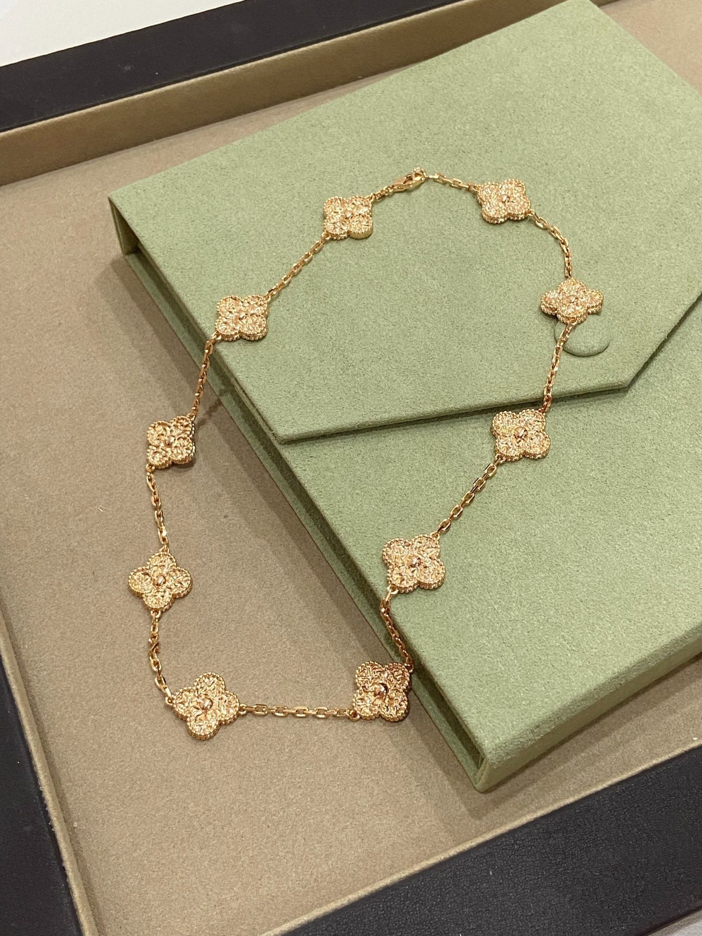 [Lumi Jewels]CLOVERS THE 10-MOTIFS NECKLACE