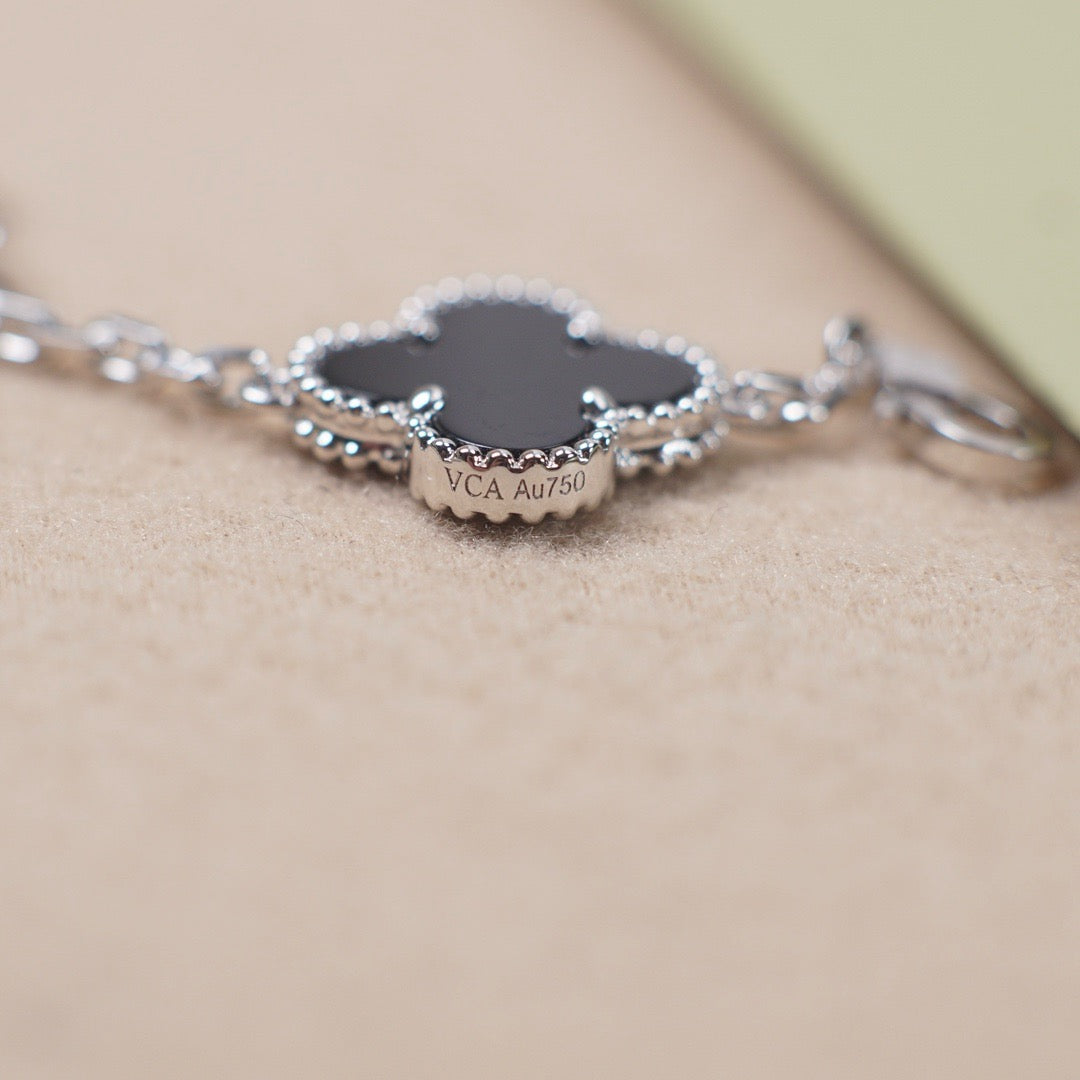 [Lumi Jewels]CLOVER 5 MOTIF ONYXS  BRACELET SILVER