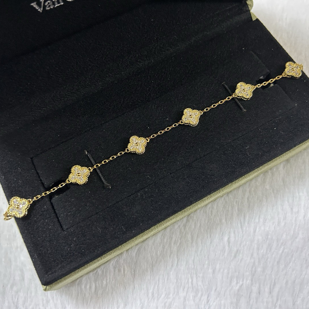 [Lumi Jewels]CLOVER 6 MOTIF DIAMOND BRACELET