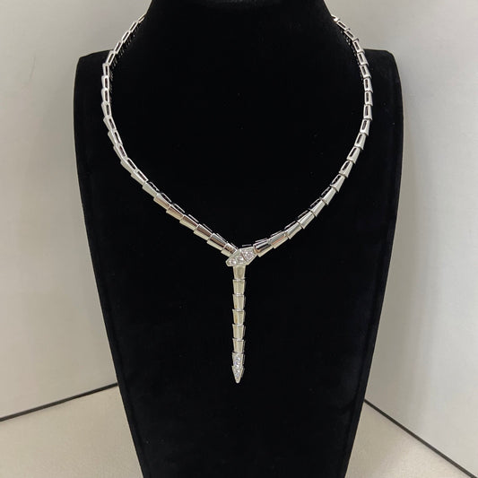 [Lumi Jewelry]Serpenti Viper Necklace Pavé‑encrusted snake head & tail