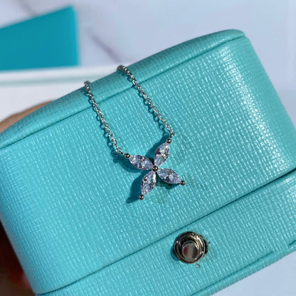 [Lumi Jewelry]PLATINUM AND DIAMOND VICTORIA PENDANT NECKLACE