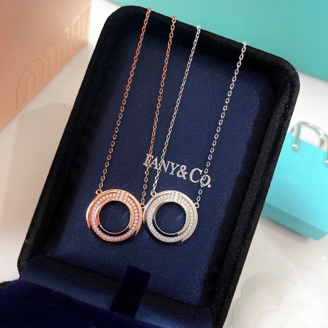 [Lumi Jewelry]DIAMOND AND MOTHER OF PEARL CIRCLE PENDANT