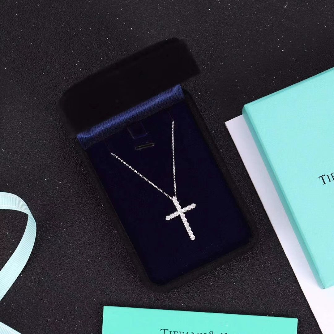 [Lumi Jewelry]MOISSANITE STONE CROSS PENDANT NECKLACE SIMULATED DIAMOND CROSS CHOKER