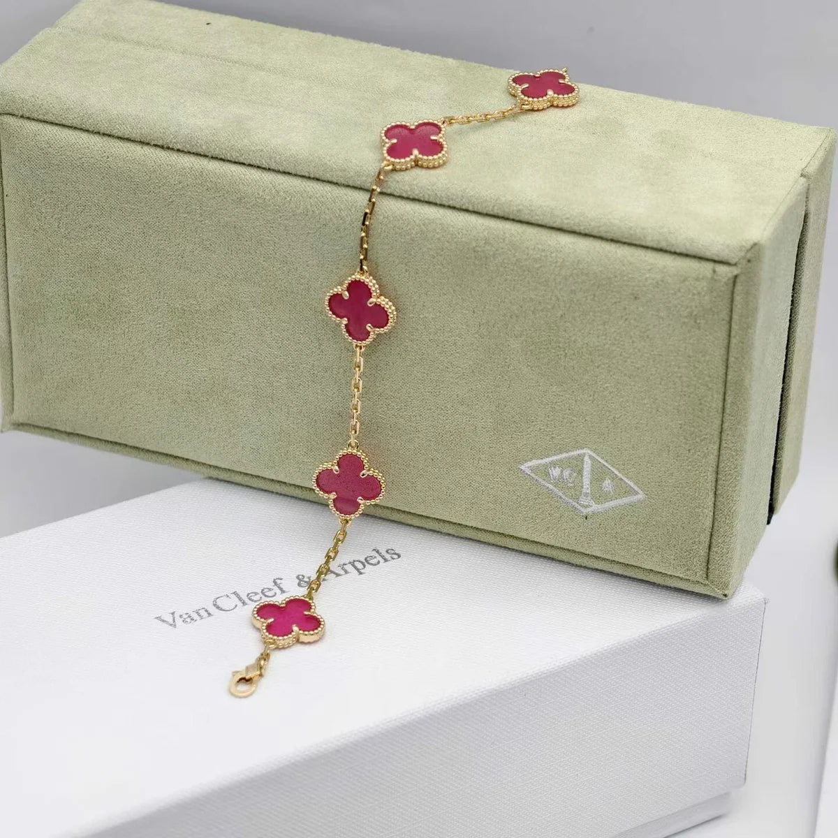 [Lumi Jewelry]CLOVER 5 MOTIFS PINK ENAMEL BRACELET