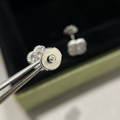 [Lumi Jewels]CLOVER MINI DIAMOND STUD EARRINGS