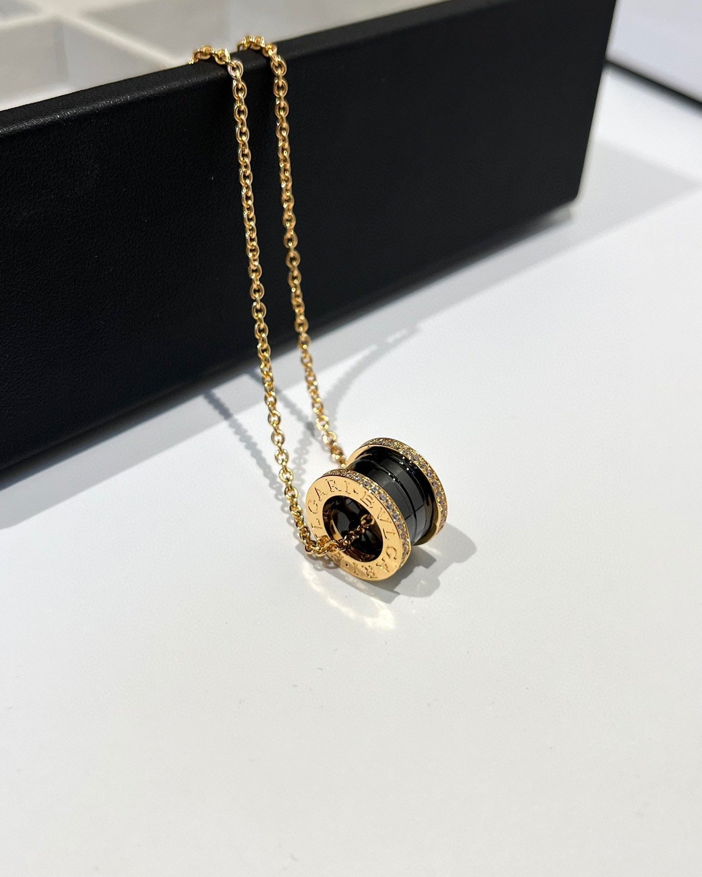 [Lumi Jewels]ZERO 1 BLACK CERAMIC DIAMOND PINK GOLD NECKLACE