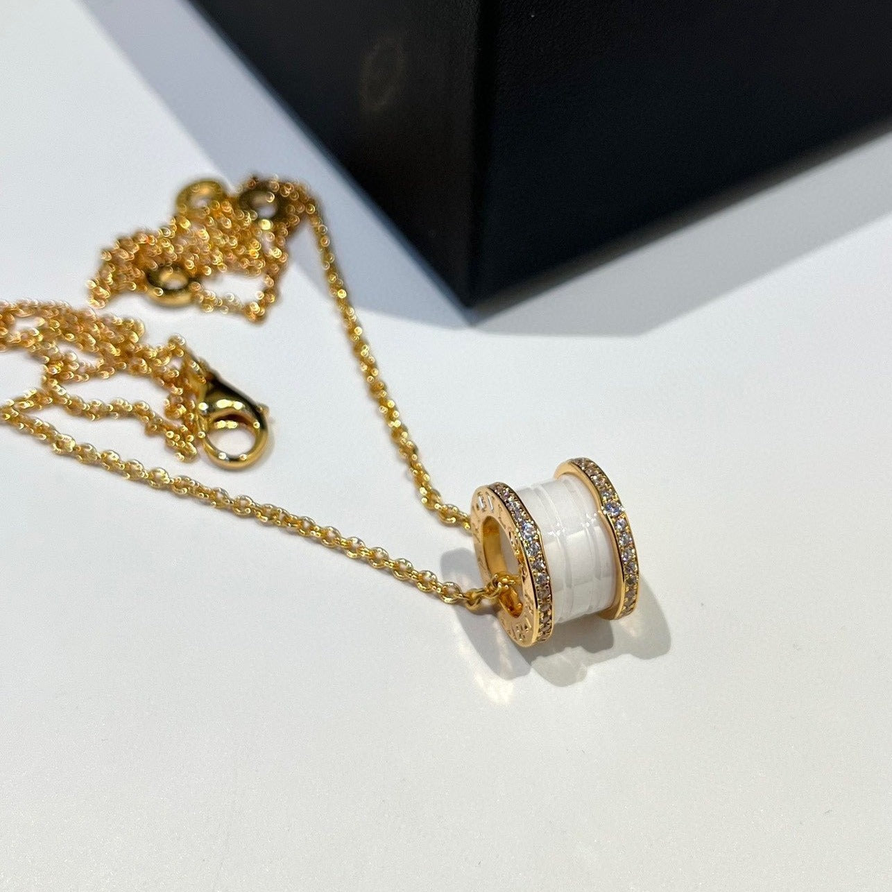 [Lumi Jewels]ZERO 1 WHITE CERAMIC DIAMOND PINK GOLD NECKLACE